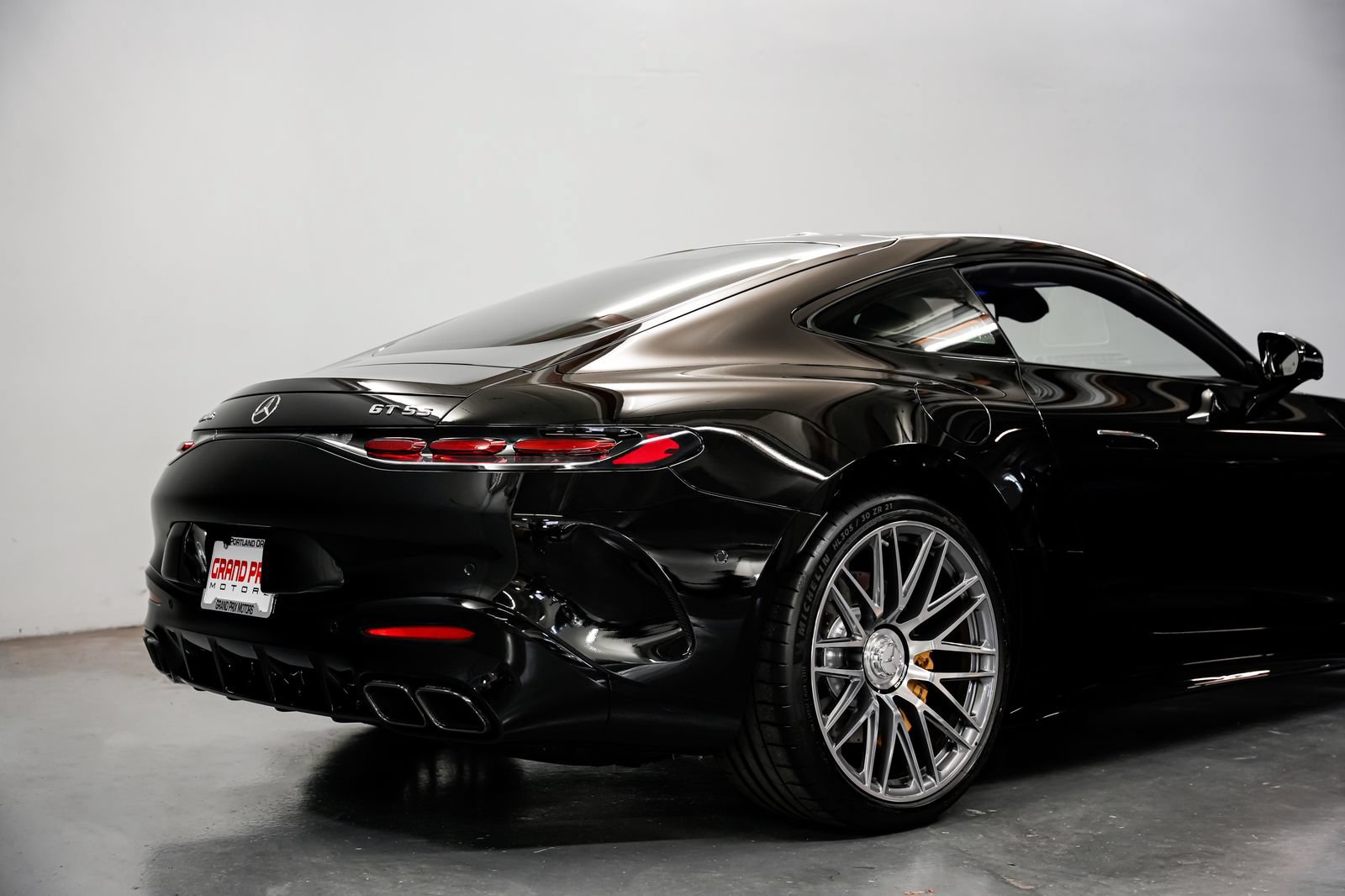 Used 2025 Mercedes-Benz AMG GT 55 image 31