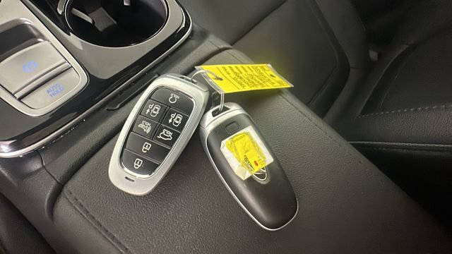 Certified 2024 Hyundai Tucson Limited AWD/4WD image 23