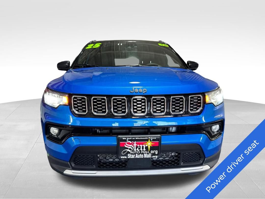 Used 2025 Jeep Compass Limited AWD/4WD image 2