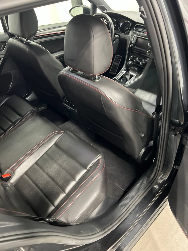 Used 2015 Volkswagen GTI 4-Door FWD image 17