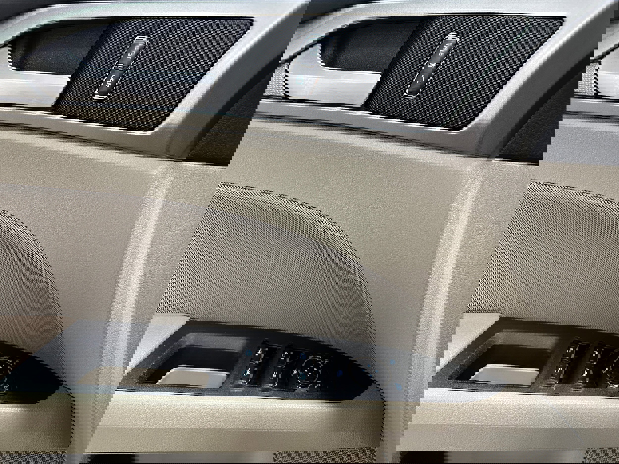 Certified 2019 Ford Fusion SE image 11