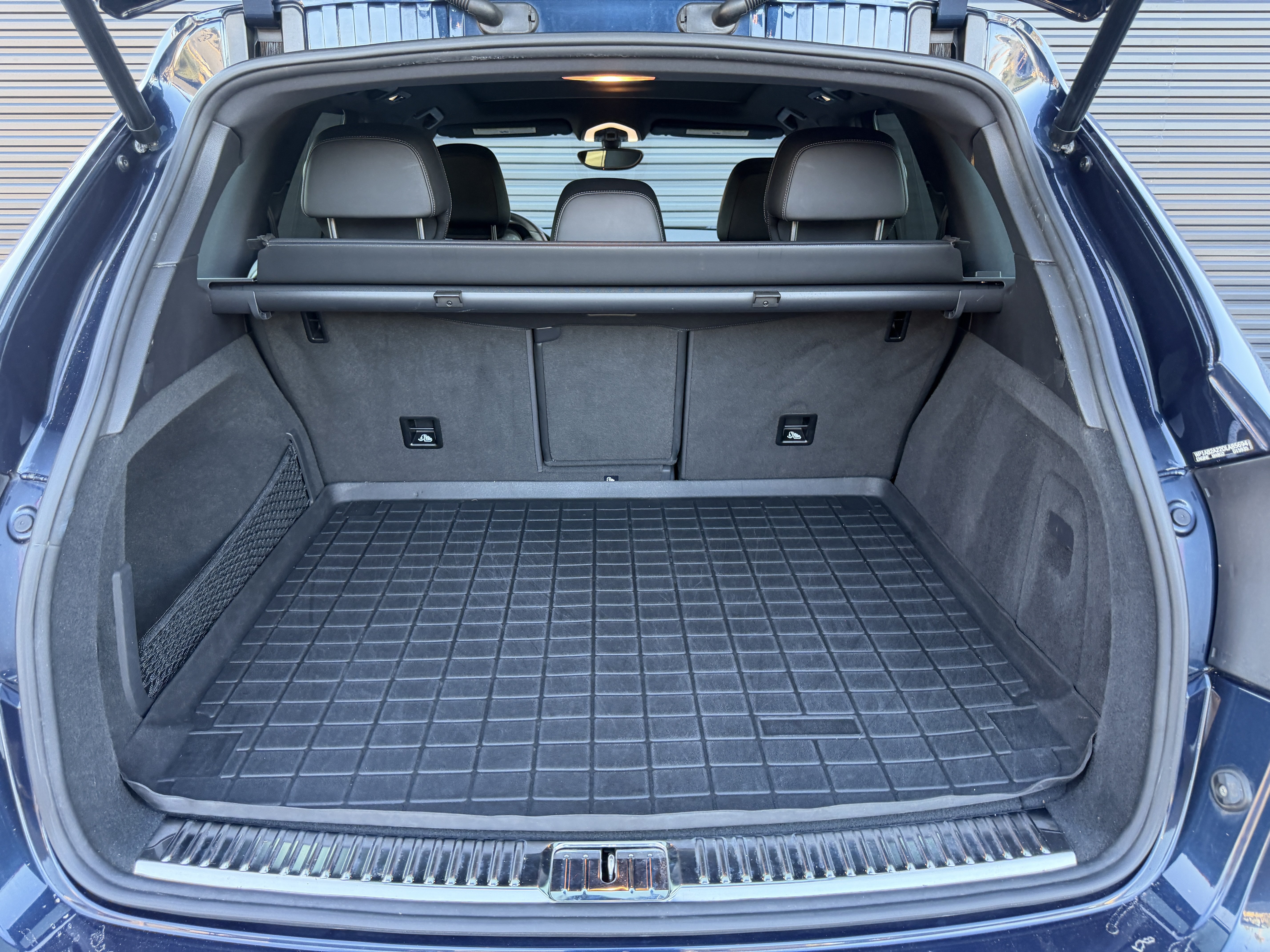 Used 2013 Porsche Cayenne S AWD/4WD image 27