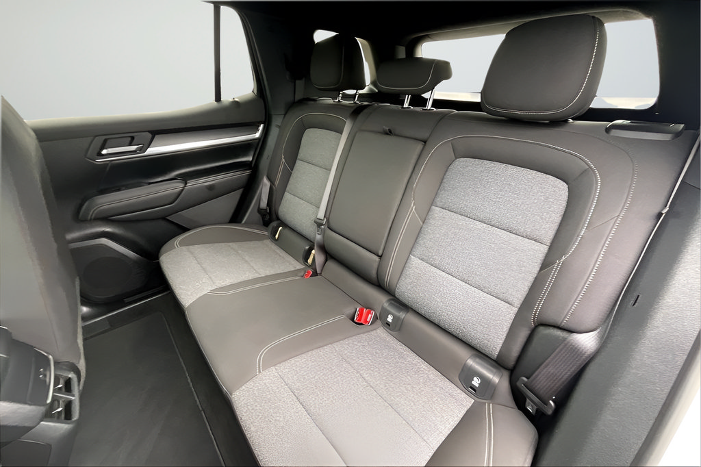 Used 2026 GMC Terrain Elevation FWD image 19