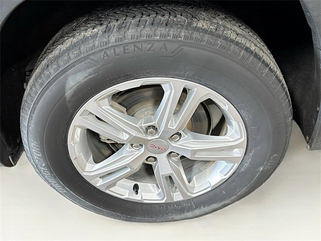 Used 2022 GMC Terrain SLE w/ Driver Convenience Package image 10