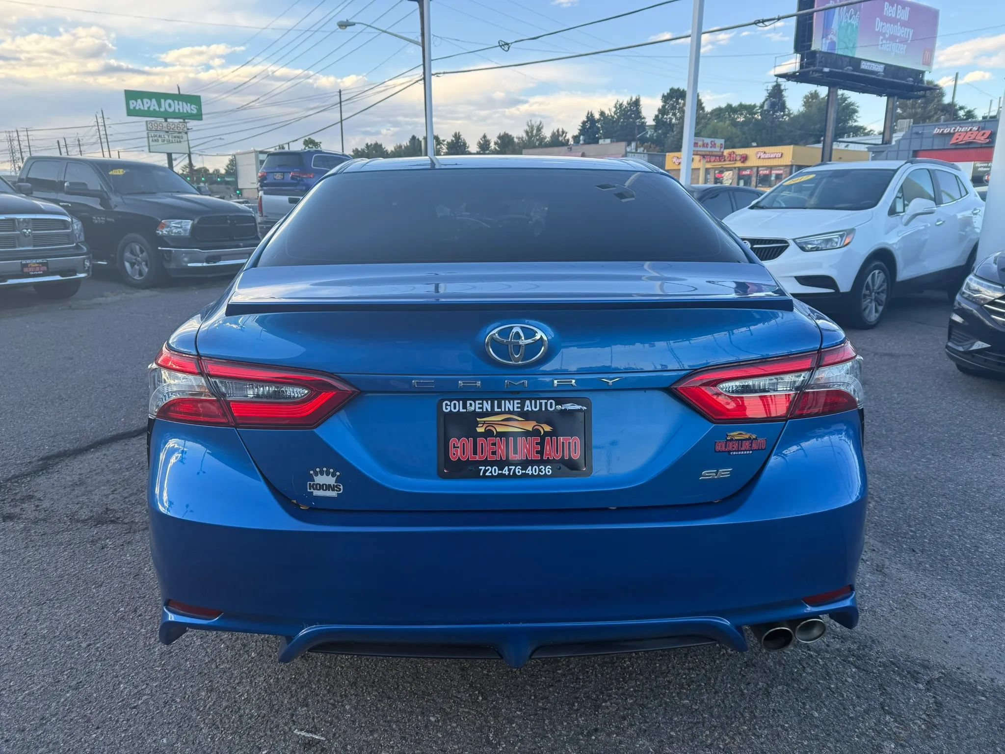 Used 2018 Toyota Camry SE FWD image 7