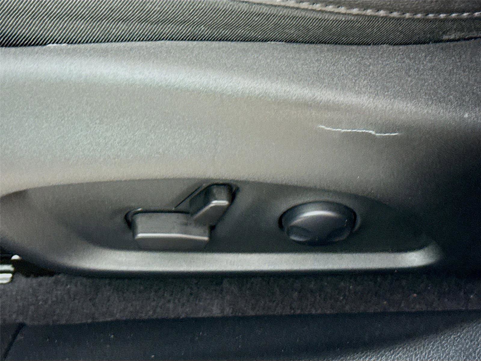 Used 2023 Jeep Compass Latitude w/ Sun and Sound Group image 22