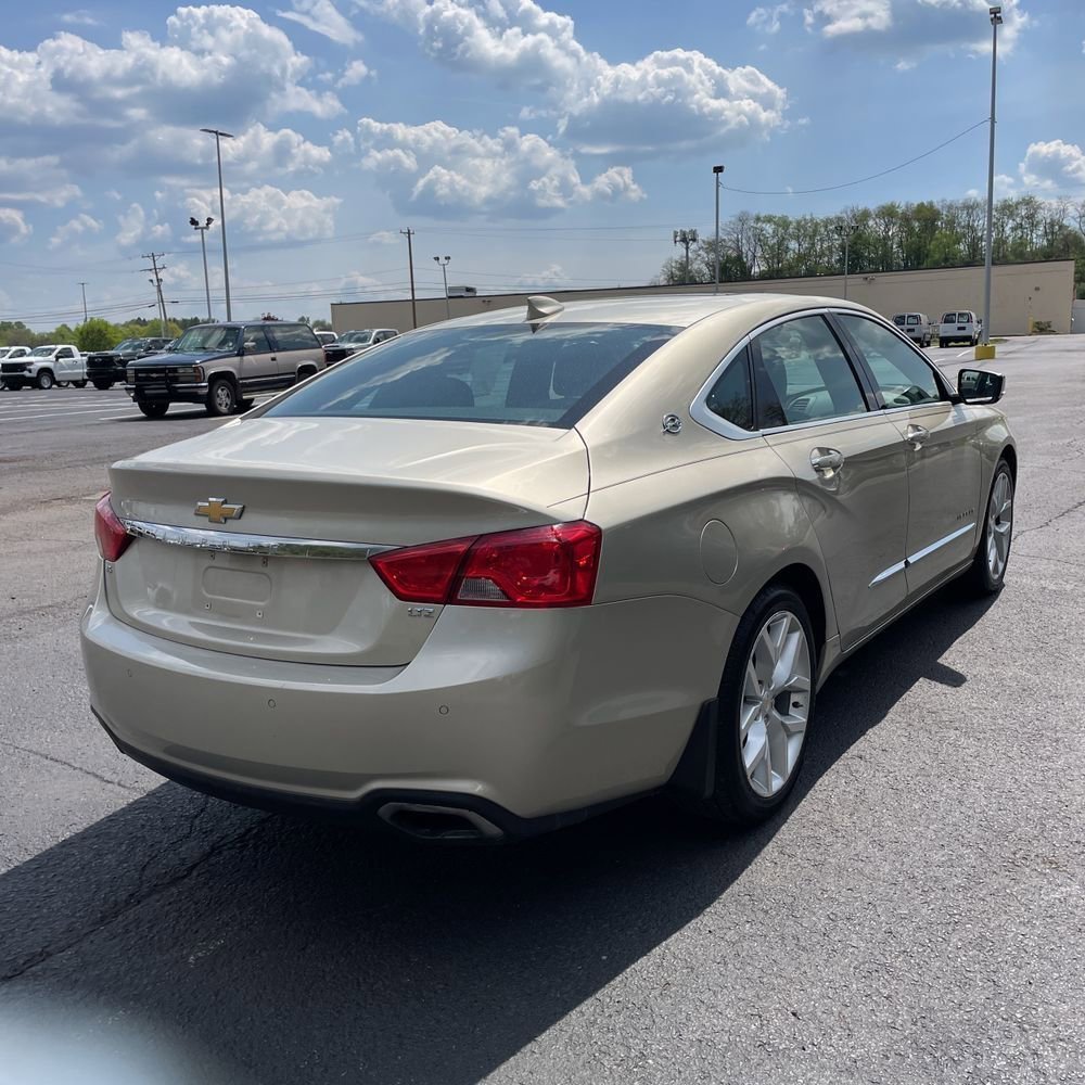 Used 2015 Chevrolet Impala LTZ FWD image 3