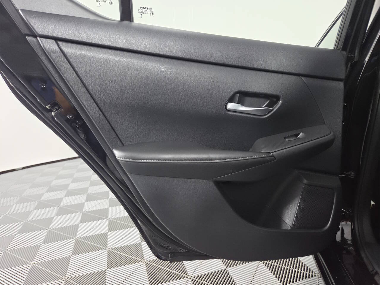 Used 2022 Nissan Sentra SV w/ Trunk Package FWD image 19