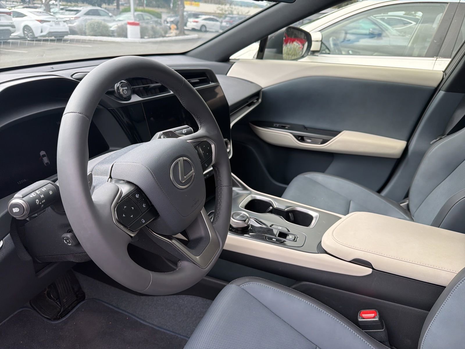 Used 2024 Lexus RZ 300e Premium w/ Technology Package image 6