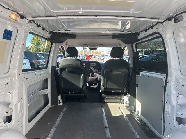 Used 2022 Mercedes-Benz Metris image 21
