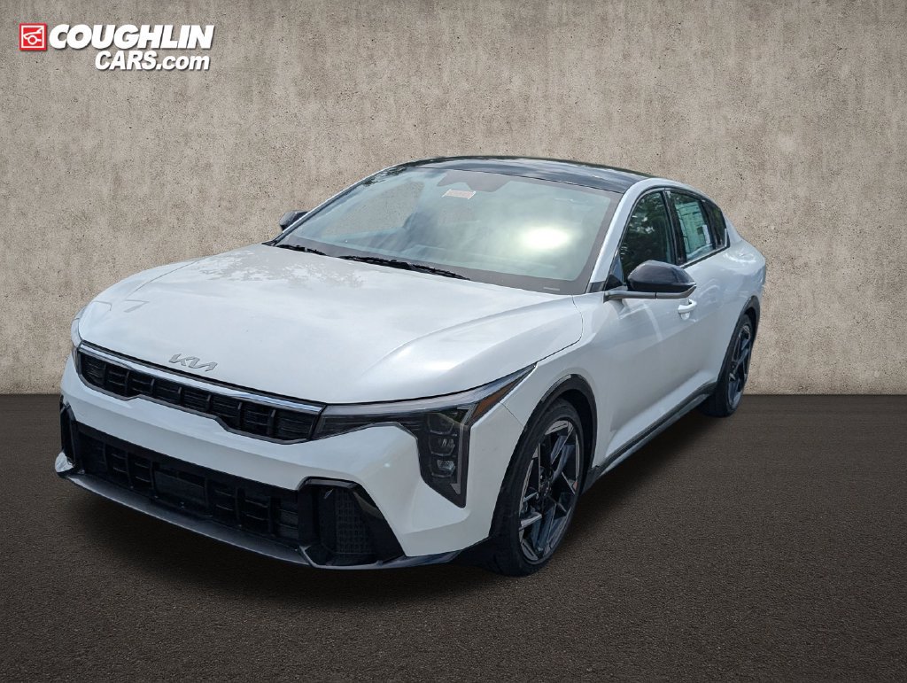 New 2026 Kia K4 GT-Line w/ GT-Line Premium Package FWD image 3