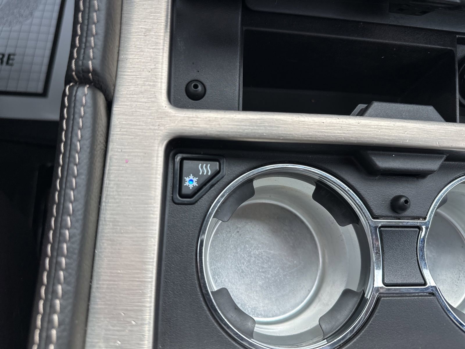 Used 2014 Cadillac Escalade ESV Platinum AWD/4WD image 69