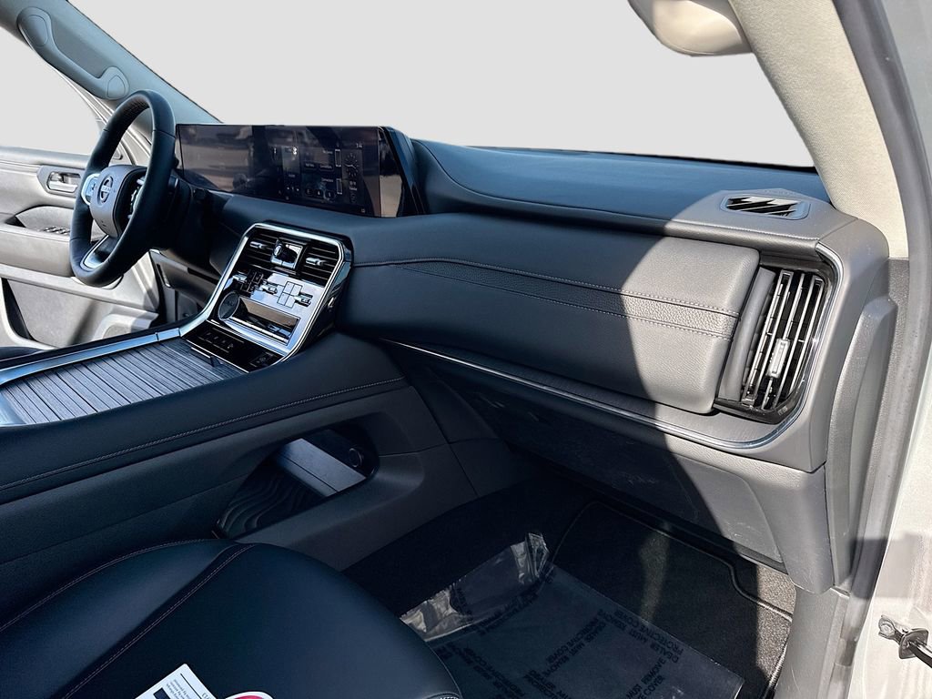 Used 2025 Nissan Armada SV image 27