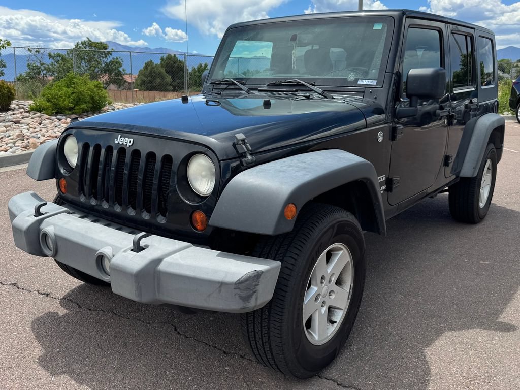 Used 2013 Jeep Wrangler Unlimited Sport AWD/4WD image 3