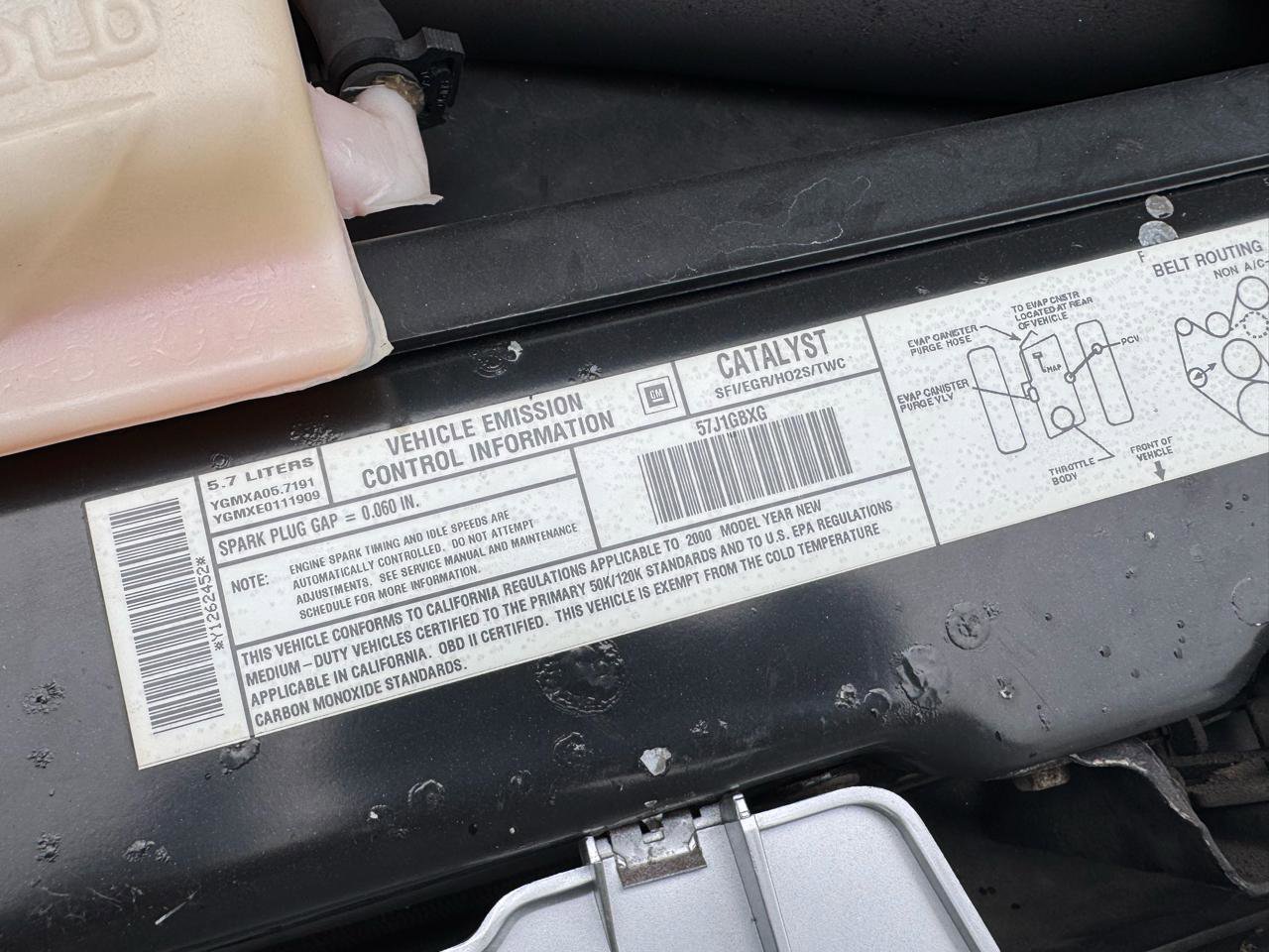 Used 2000 GMC Savana 3500 Extended Passenger image 40