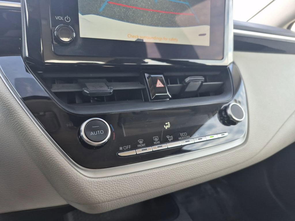 Used 2024 Toyota Corolla LE image 22