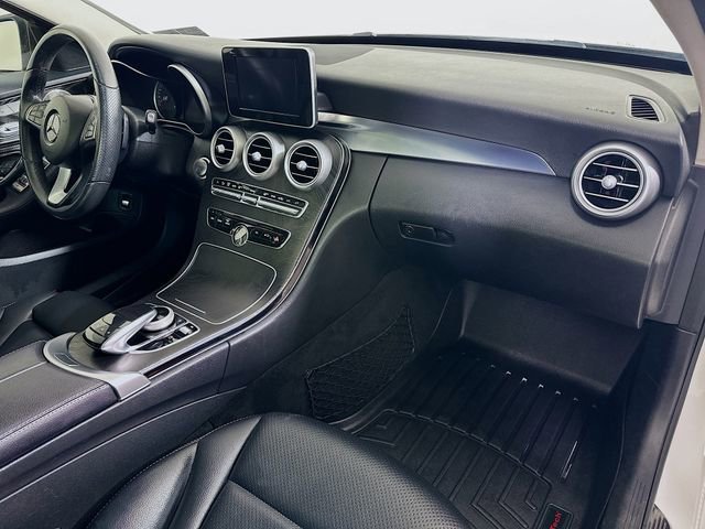 Used 2015 Mercedes-Benz C 300 4MATIC Sedan image 31