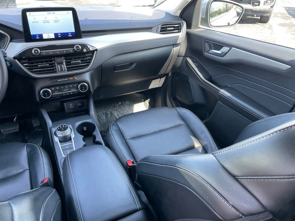 Used 2022 Ford Escape SEL AWD/4WD image 9