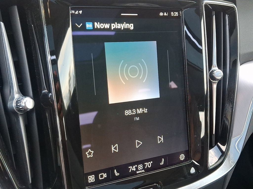 Used 2024 Volvo S60 B5 Core image 17