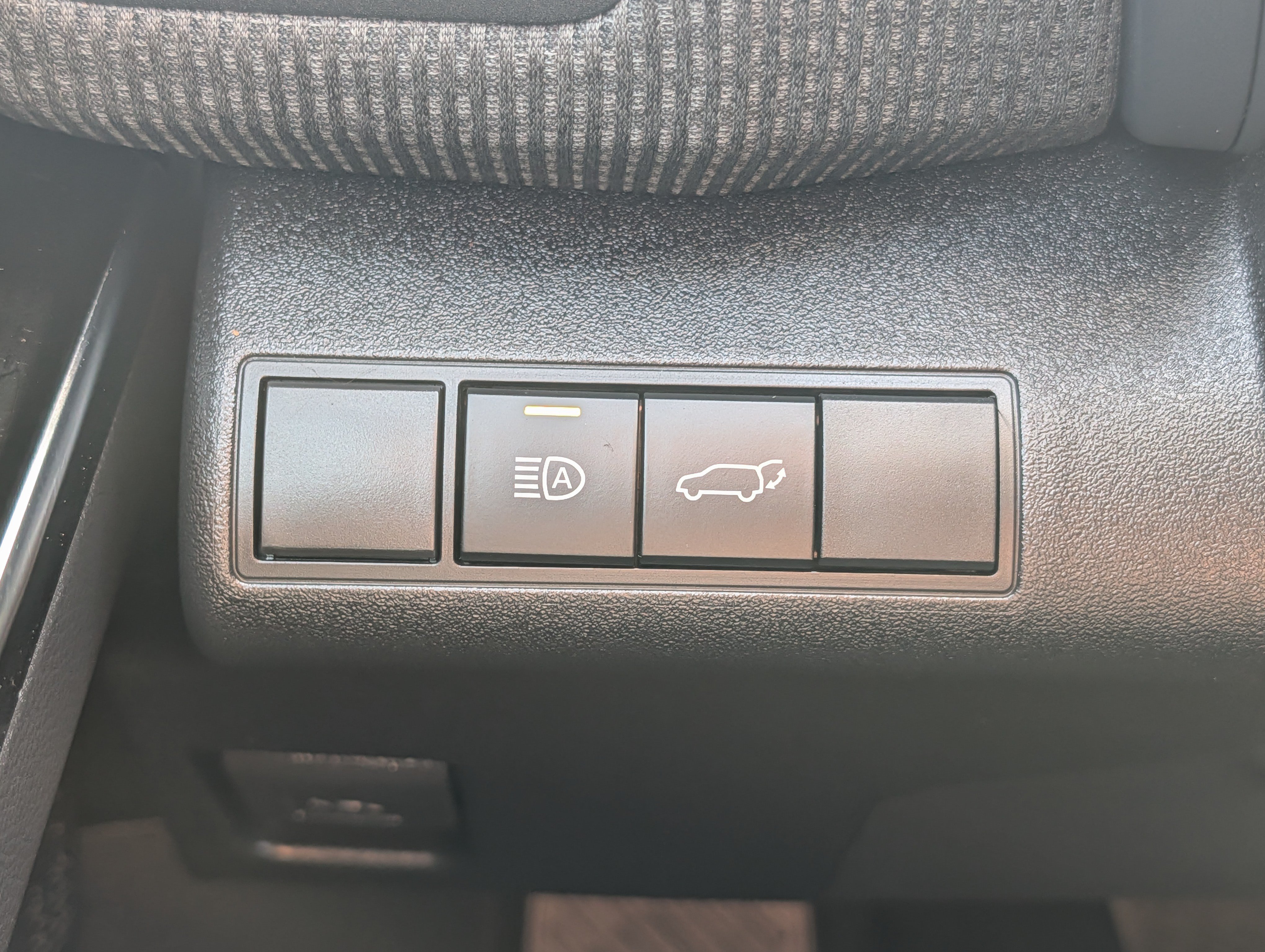 Used 2023 Subaru Solterra AWD image 26