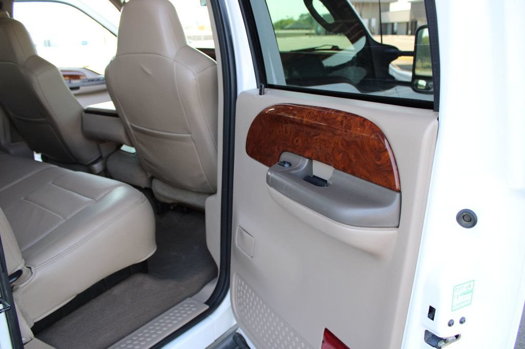 Used 2003 Ford F350 Lariat RWD image 13