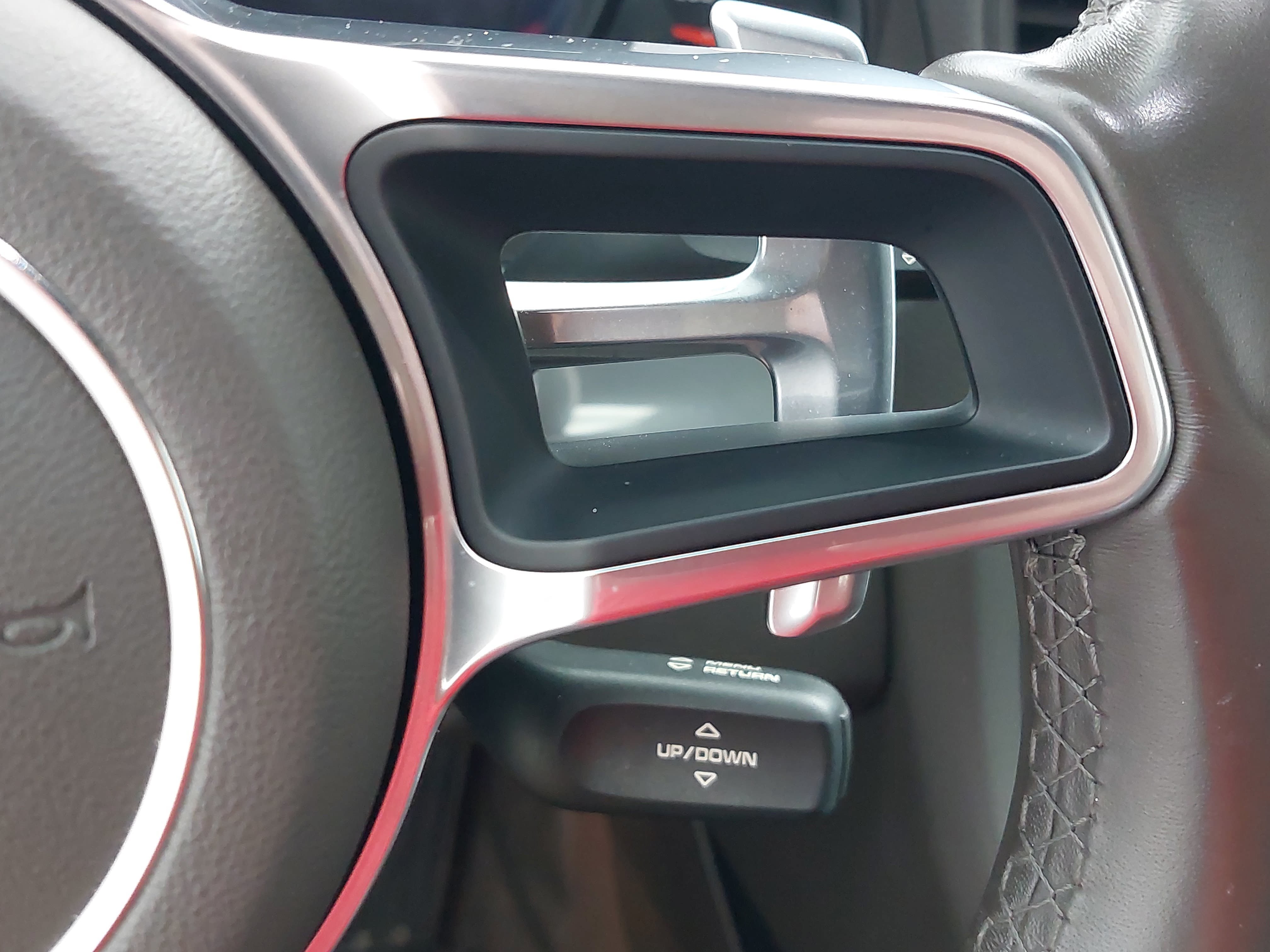Certified 2018 Porsche 911 Carrera RWD image 19