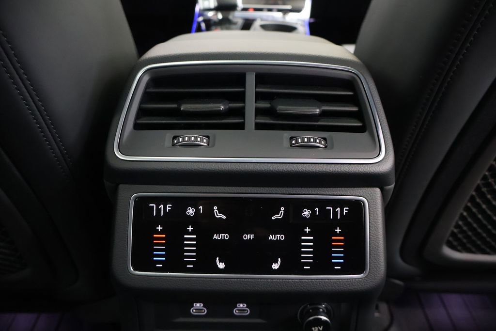 Certified 2022 Audi RS 6 image 25