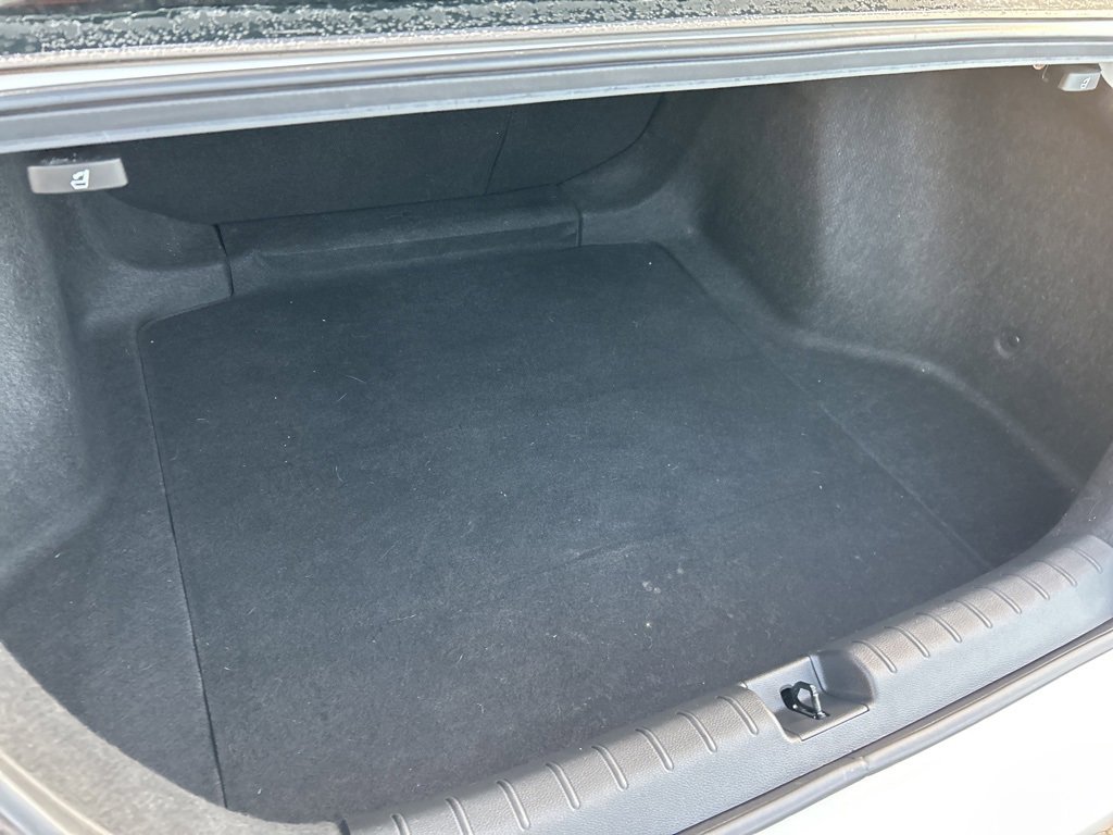 Used 2018 Honda Civic Touring image 13