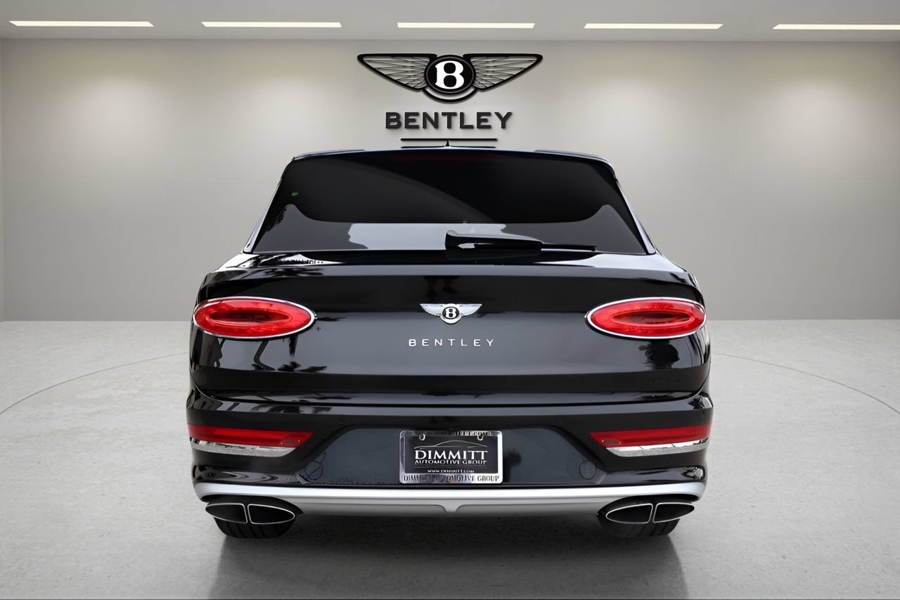Used 2025 Bentley Bentayga Extended Wheelbase AWD/4WD image 8