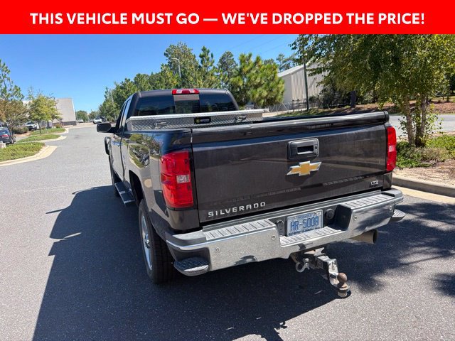 Used 2015 Chevrolet Silverado 2500 LTZ w/ Driver Alert Package AWD/4WD image 10