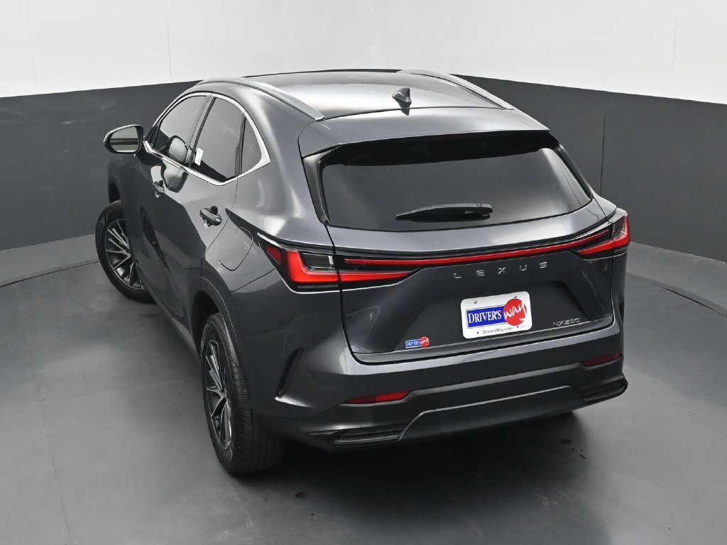 Used 2024 Lexus NX 250 FWD w/ Towing Package (2000 Lbs) image 33