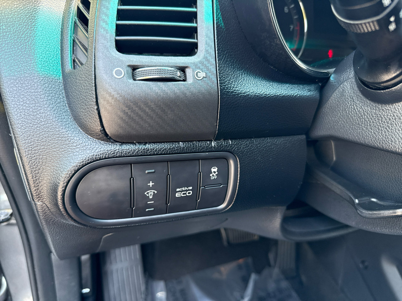 Used 2015 Kia Forte EX image 48