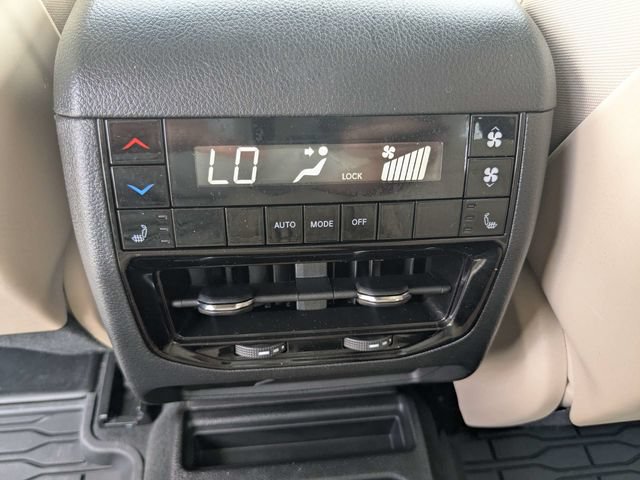 Used 2024 Jeep Grand Cherokee L Limited w/ Trailer Tow Package AWD/4WD image 14