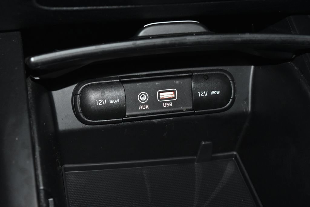 Used 2019 Kia Sorento FWD image 13