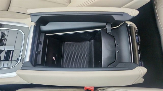 Used 2023 BMW X6 xDrive40i w/ Executive Package image 59