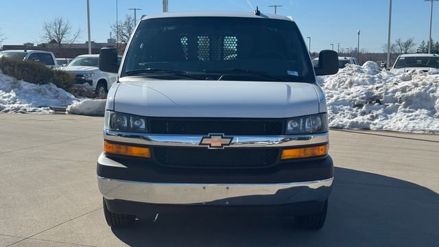 Used 2024 Chevrolet Express 2500 w/ Driver Convenience Package image 3