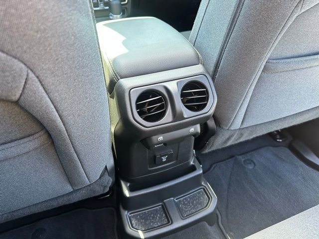 Used 2025 Jeep Wrangler Unlimited Sahara w/ Safety Group image 33
