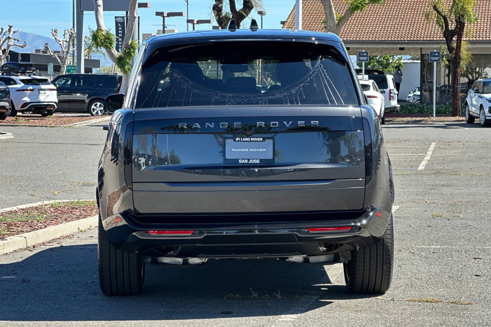 New 2026 Land Rover Range Rover Long Wheelbase SE image 11