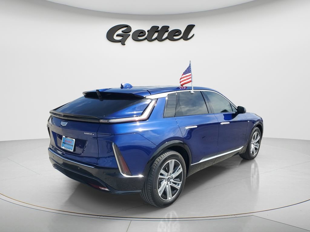 Used 2024 Cadillac Lyriq Tech image 4