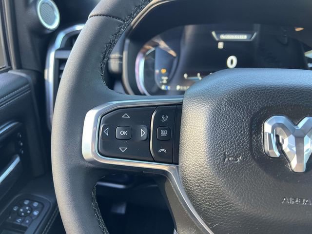 New 2025 RAM 2500 Laramie AWD/4WD image 17