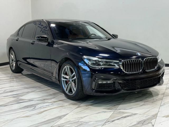 Used 2018 BMW 750i xDrive image 54