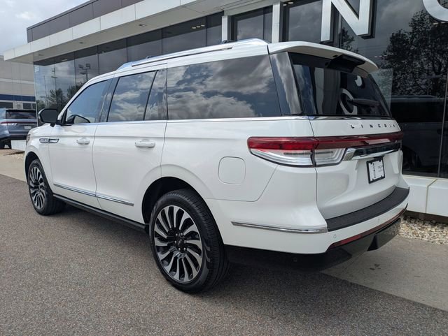 Used 2024 Lincoln Navigator Black Label image 4
