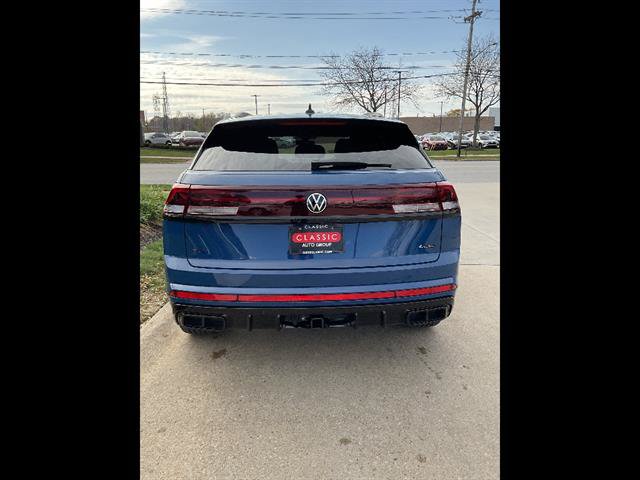 New 2026 Volkswagen Atlas Cross Sport SEL R-Line AWD/4WD image 4