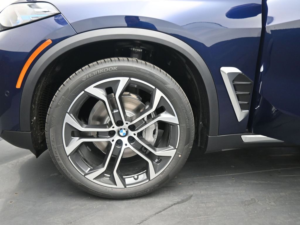 New 2026 BMW X5 xDrive40i AWD/4WD image 4