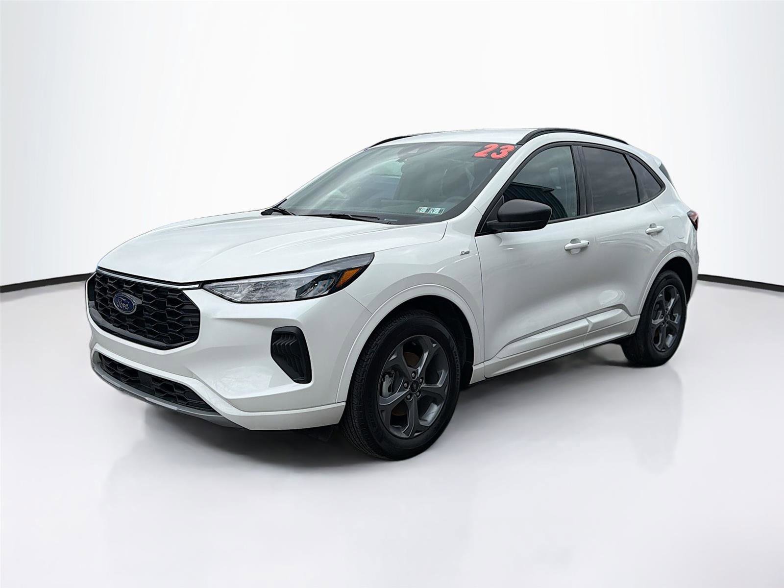 Used 2023 Ford Escape ST-Line w/ Tech Pack #1 image 3