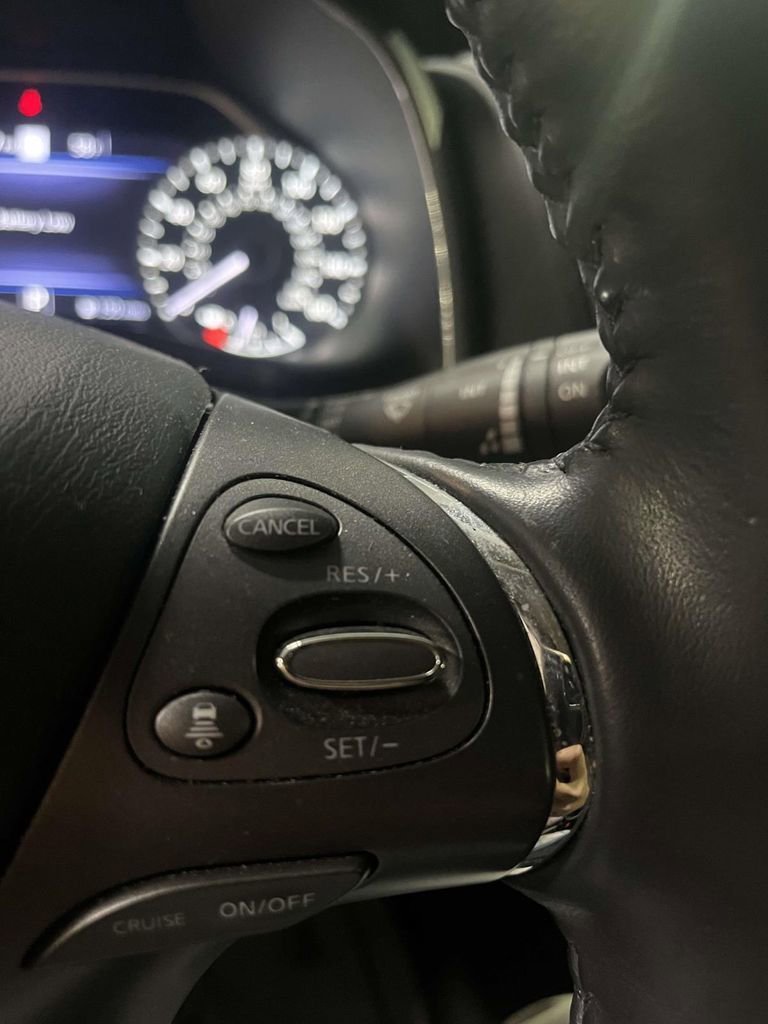 Certified 2023 Nissan Murano Platinum w/ Cargo Package image 23