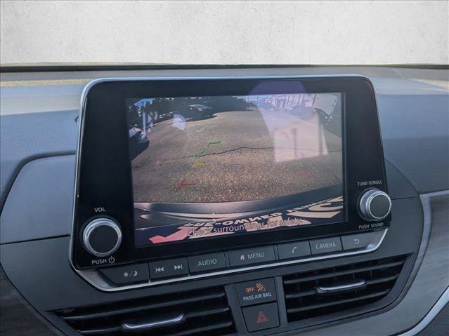 Used 2025 Nissan Altima 2.5 SV image 13