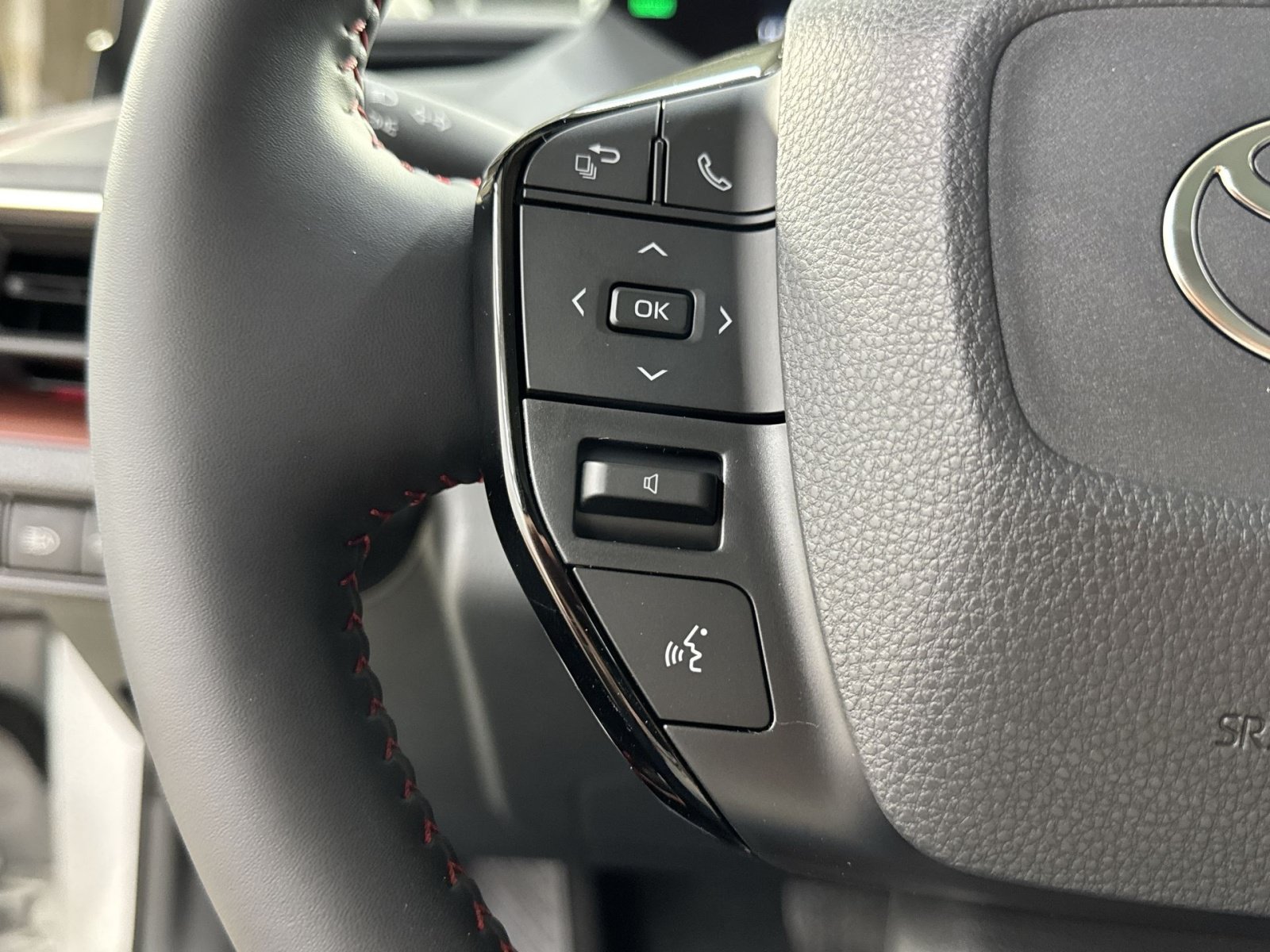 New 2026 Toyota Prius Plug-In Hybrid FWD image 58