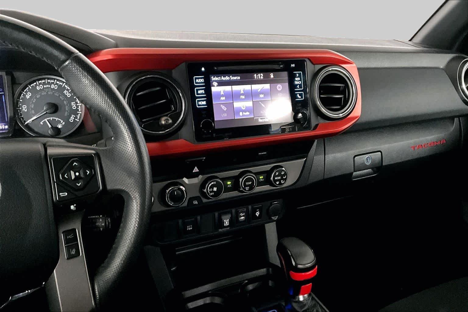 Used 2019 Toyota Tacoma TRD Off-Road AWD/4WD image 7