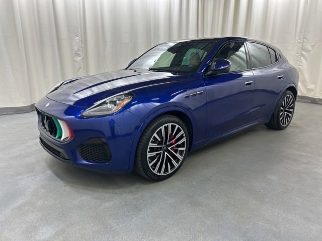 Used 2023 Maserati Grecale Modena AWD/4WD image 2